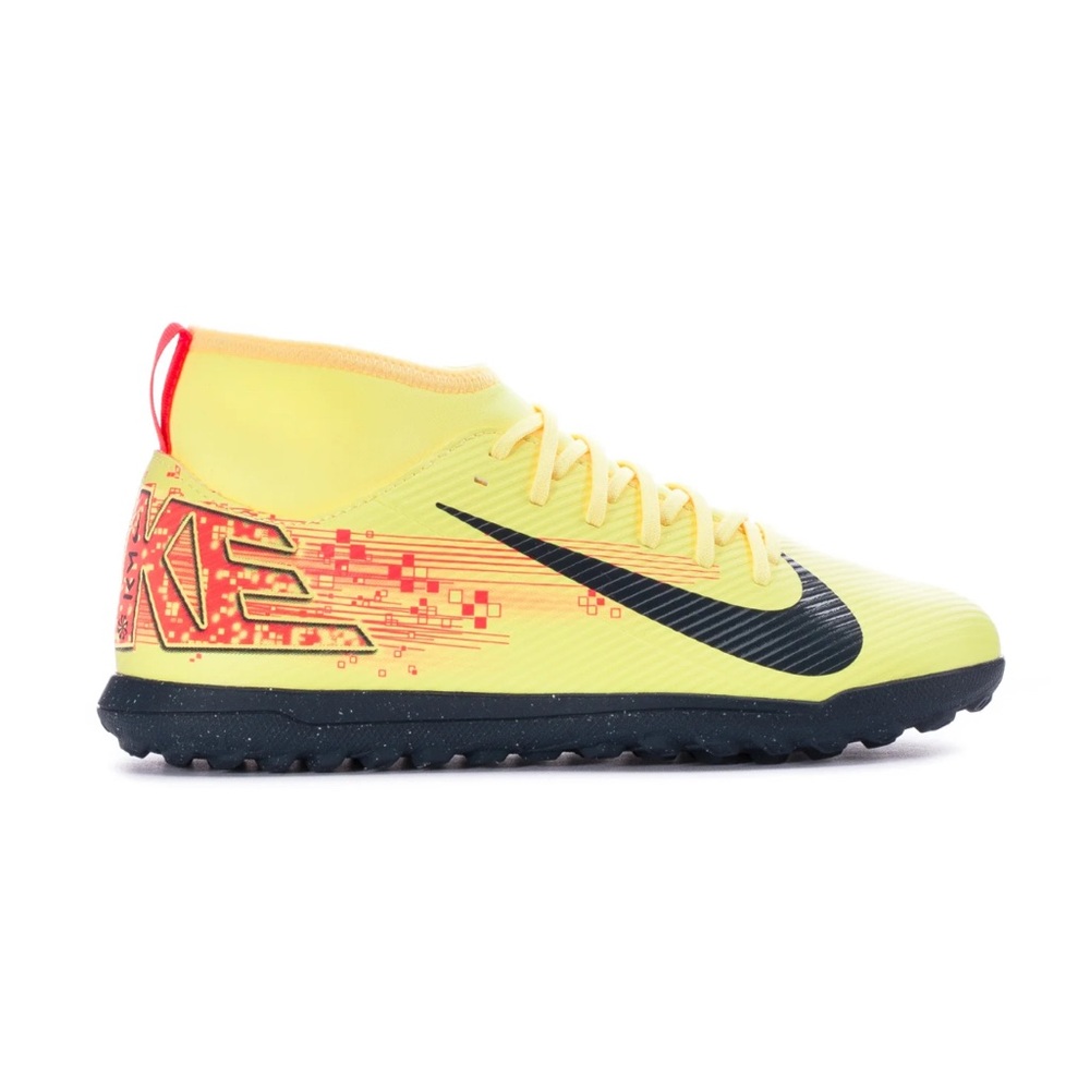 Nike Mercurial Superfly 10 Club KM TF. Size 1.5